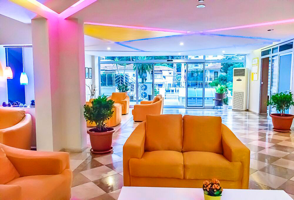 cheap resort hotels to Spend holiday with family