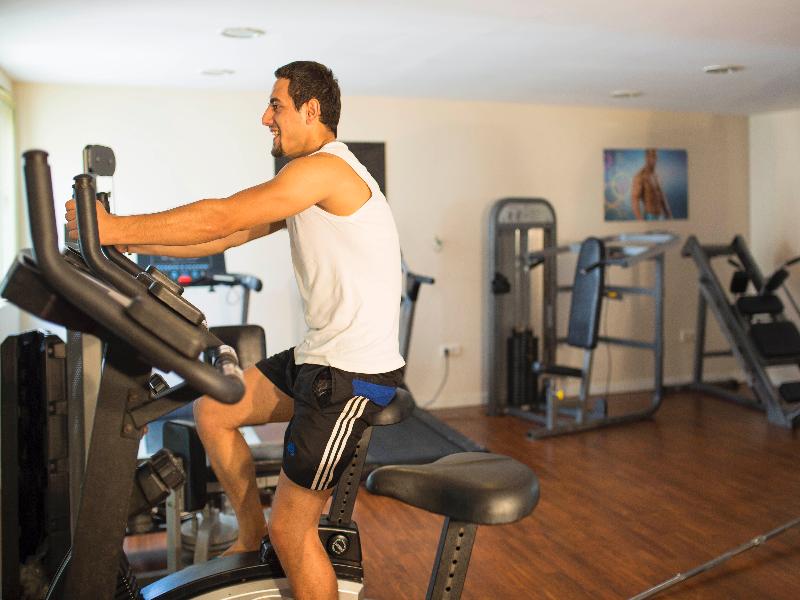 cheap resort hotels to Spend holiday with family