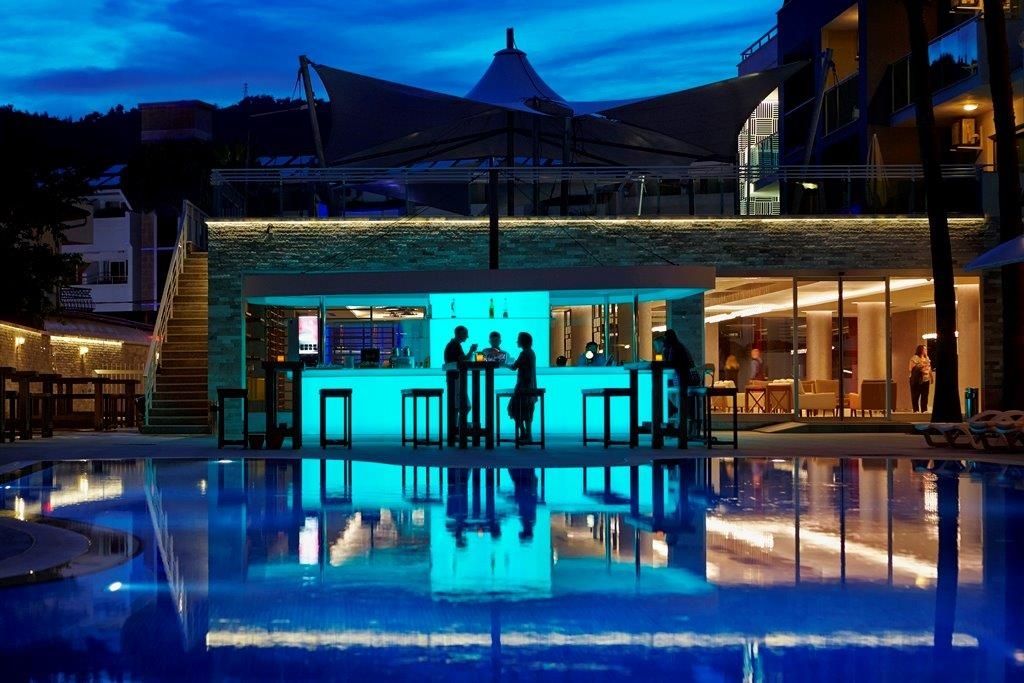 cheap resort hotels to Spend holiday with family