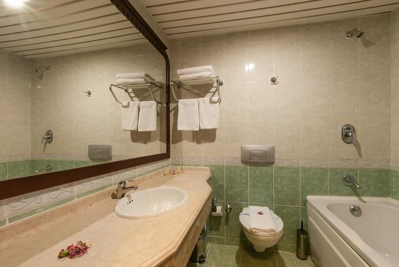 cheap resort hotels to Spend holiday with family