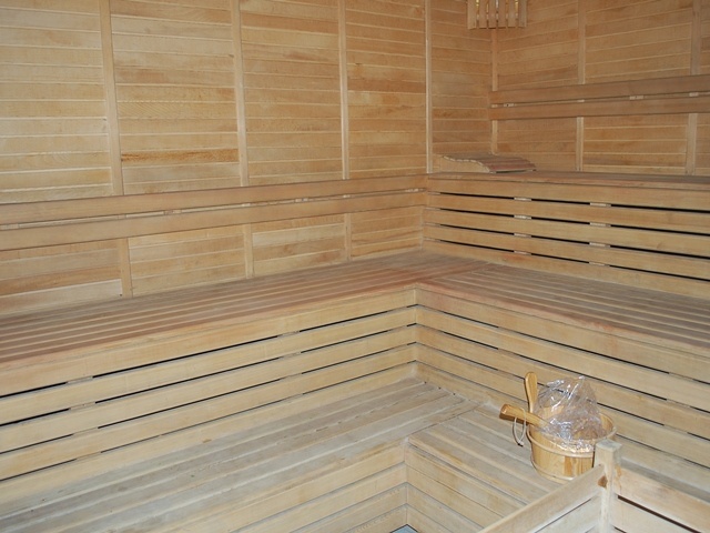 cheap resort hotels to Spend holiday with family