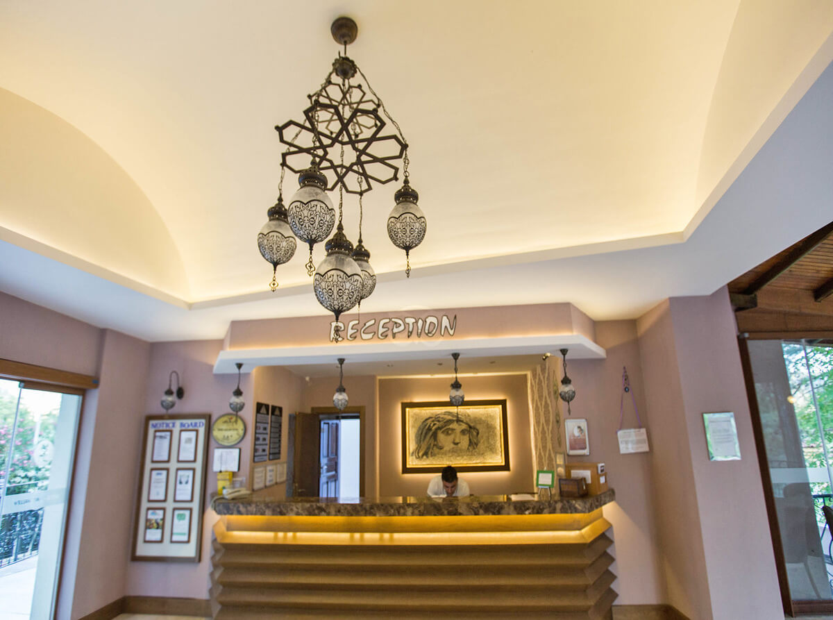 cheap resort hotels to Spend holiday with family