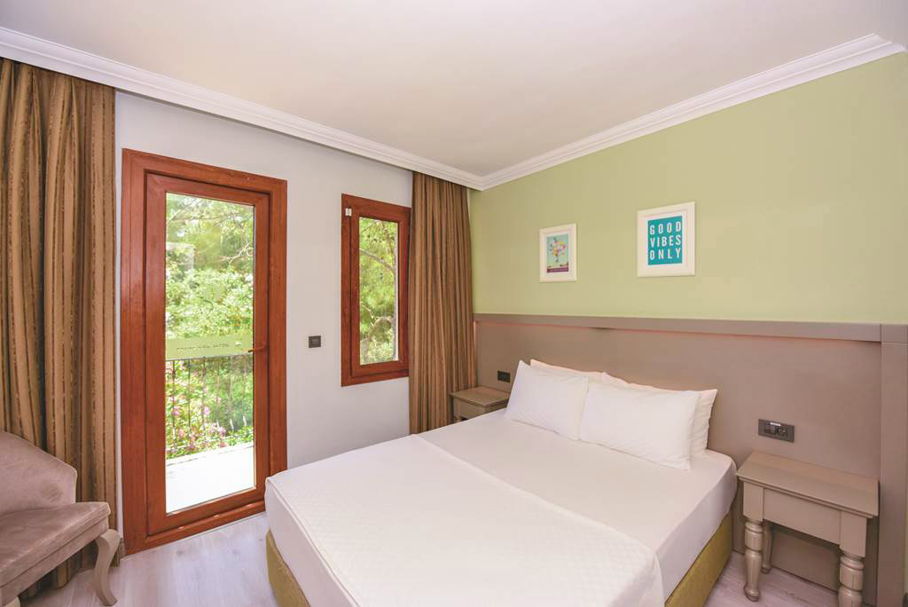 cheap resort hotels to Spend holiday with family