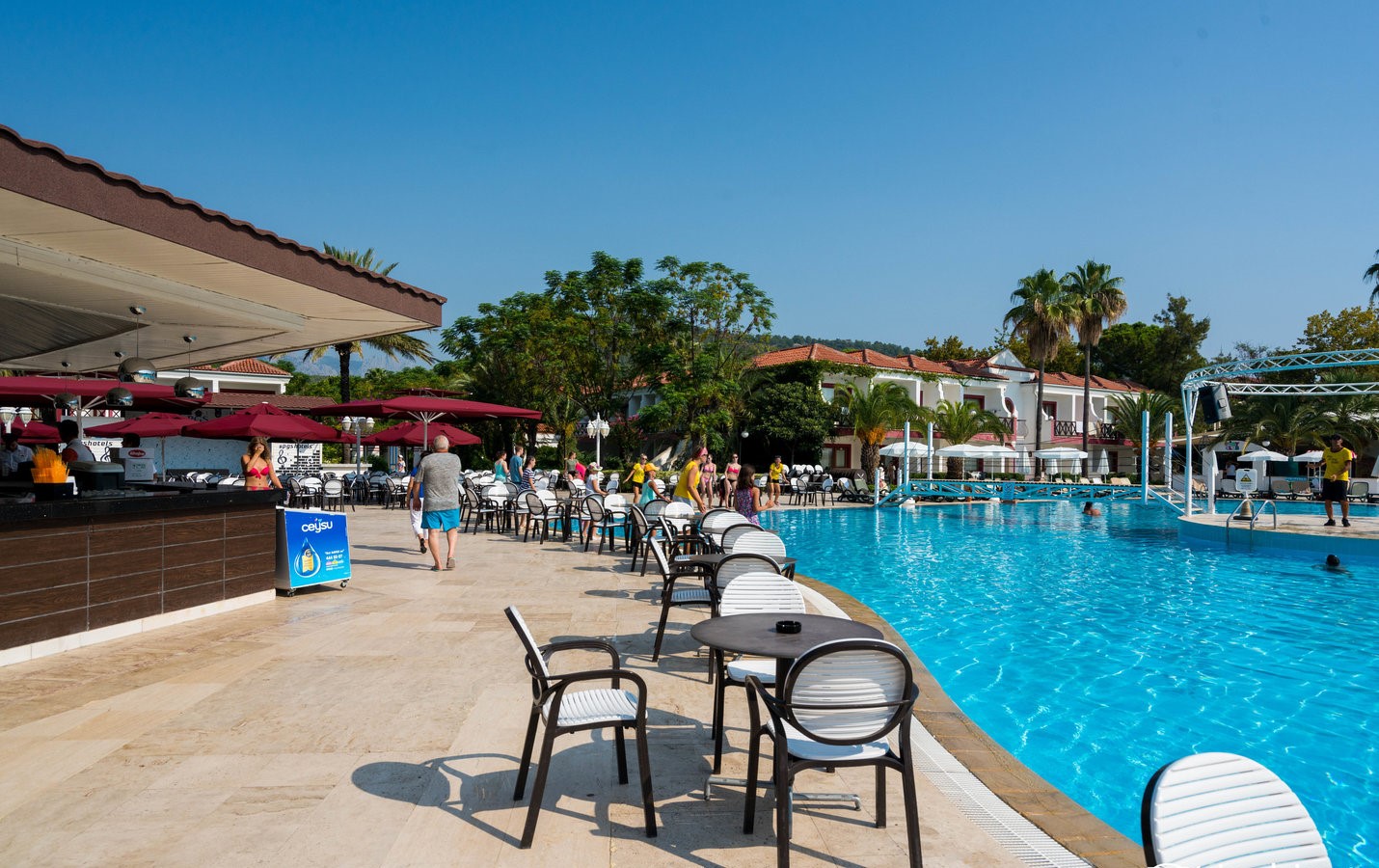 cheap resort hotels to Spend holiday with family