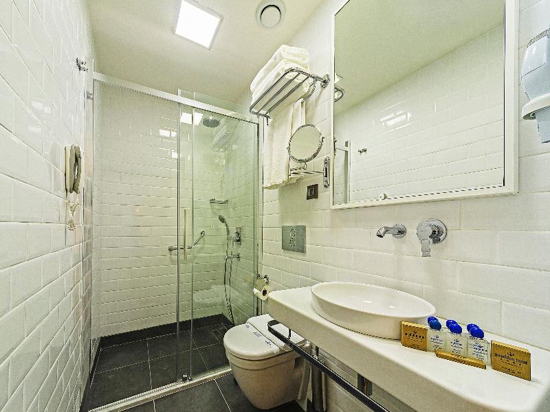 cheap resort hotels to Spend holiday with family