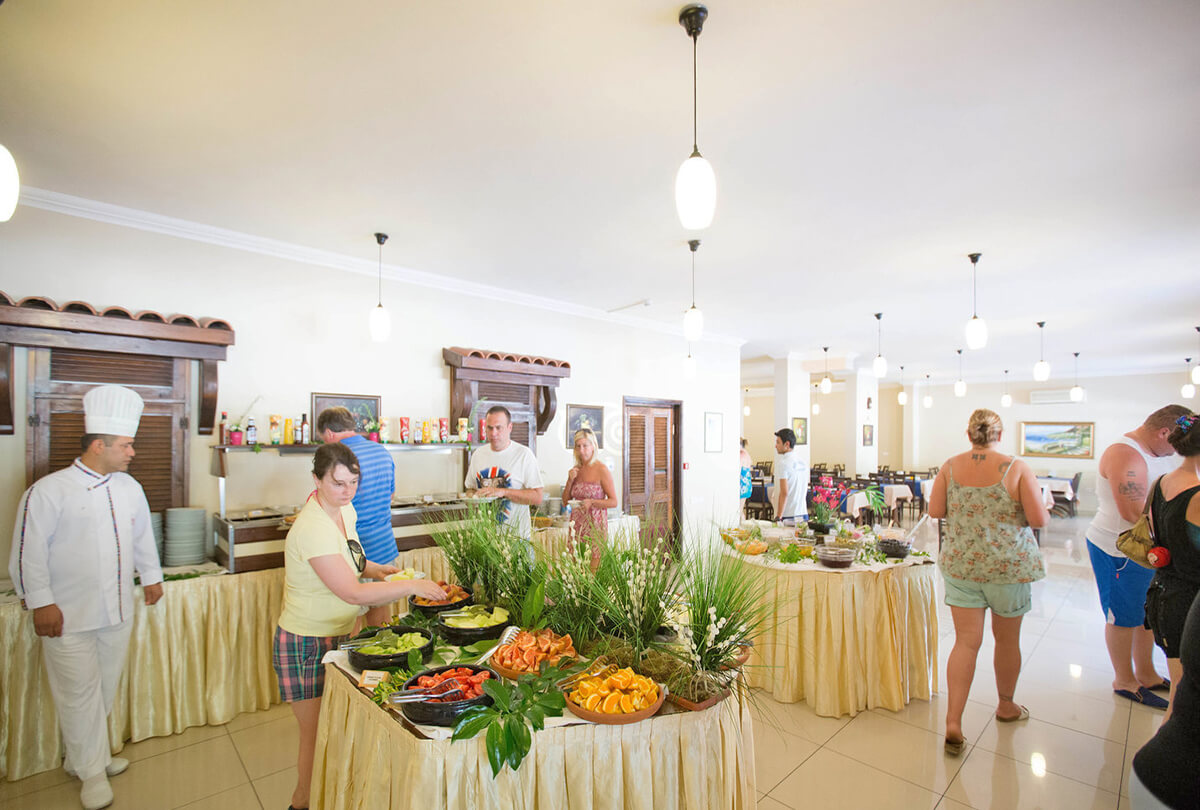 cheap resort hotels to Spend holiday with family