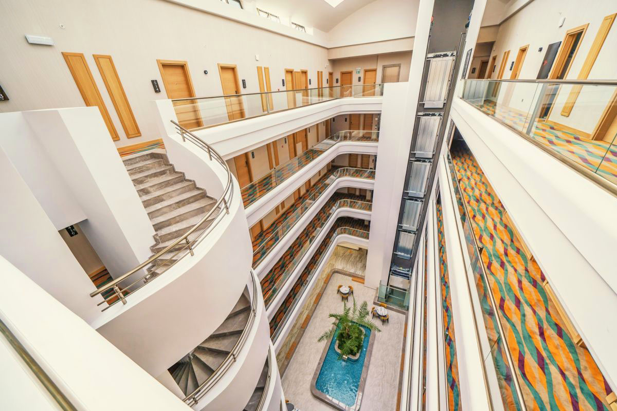 cheap resort hotels to Spend holiday with family