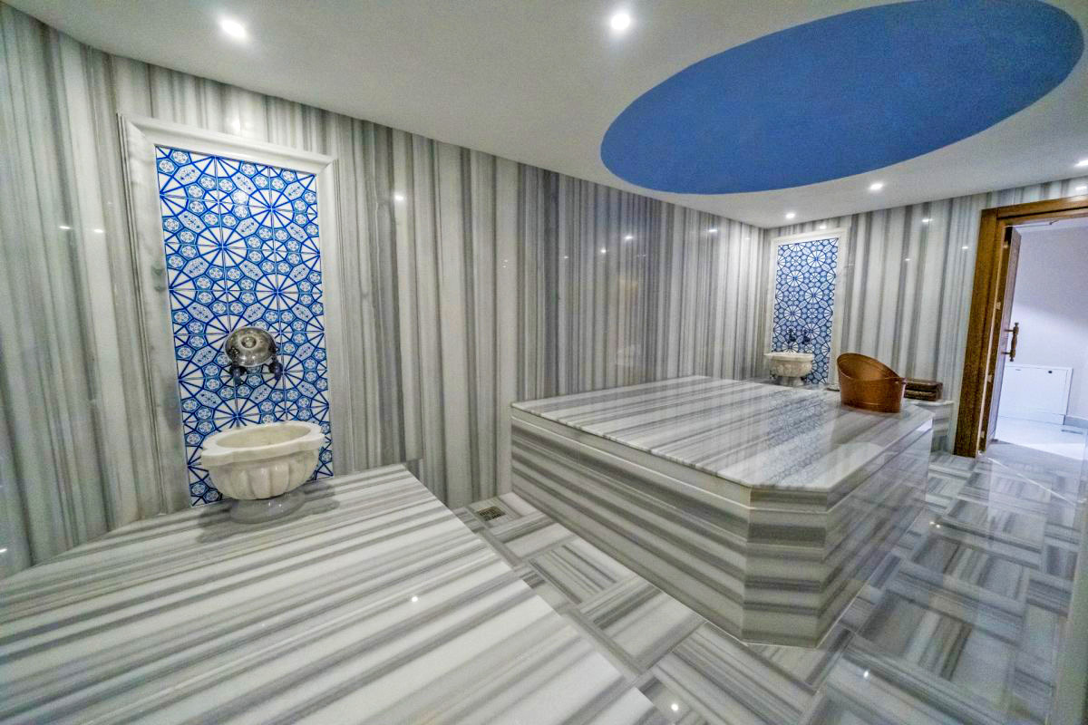 cheap resort hotels to Spend holiday with family