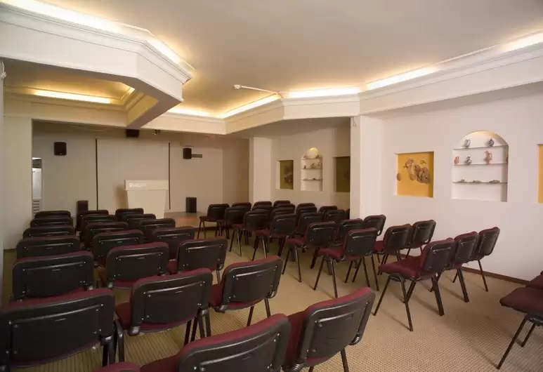 cheap resort hotels to Spend holiday with family