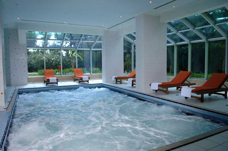 cheap resort hotels to Spend holiday with family