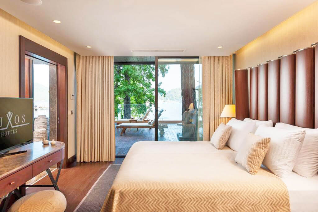 cheap resort hotels to Spend holiday with family