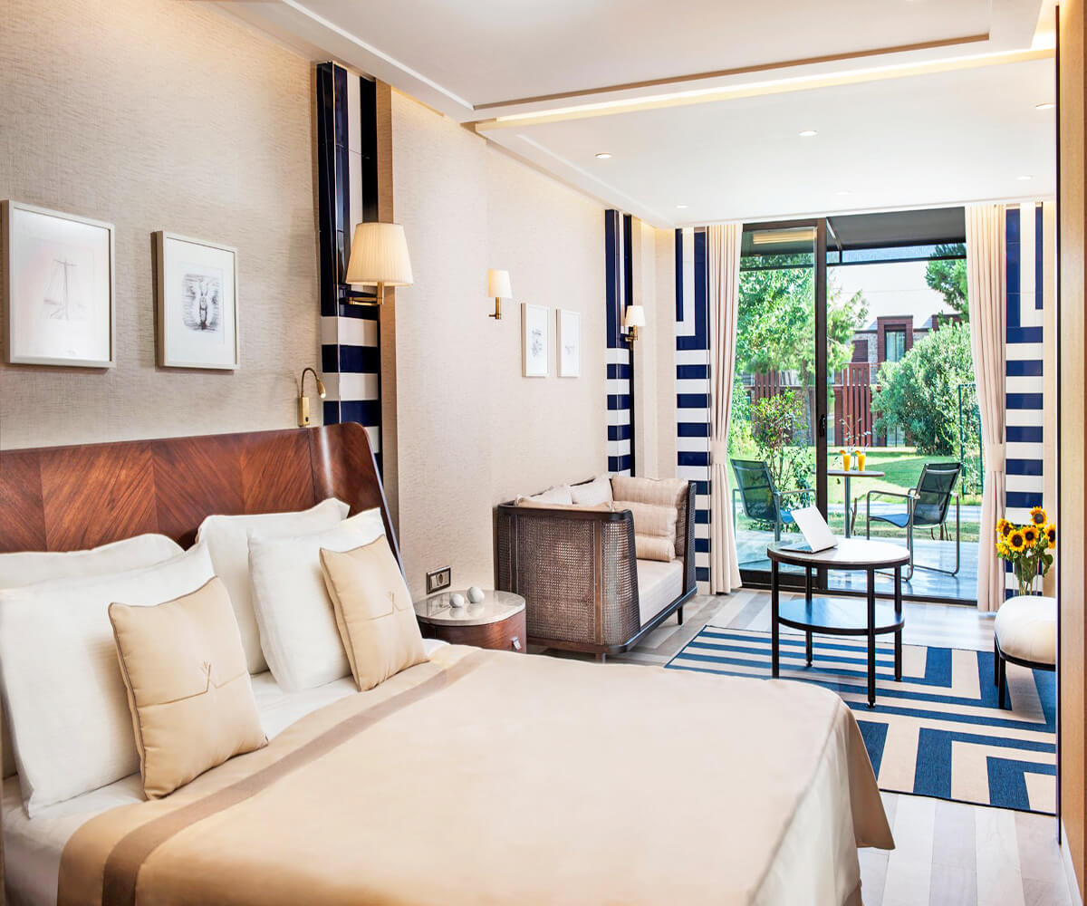 cheap resort hotels to Spend holiday with family