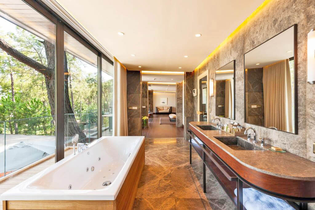 cheap resort hotels to Spend holiday with family