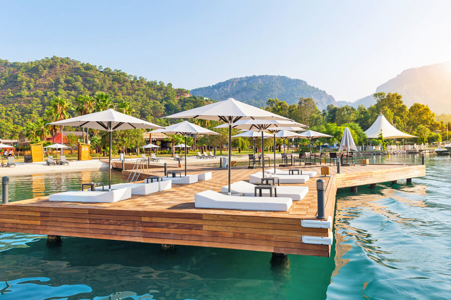 cheap resort hotels to Spend holiday with family