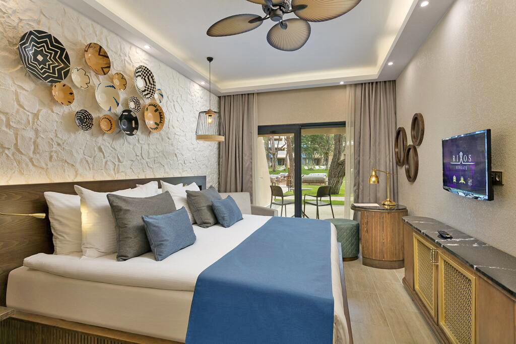 cheap resort hotels to Spend holiday with family