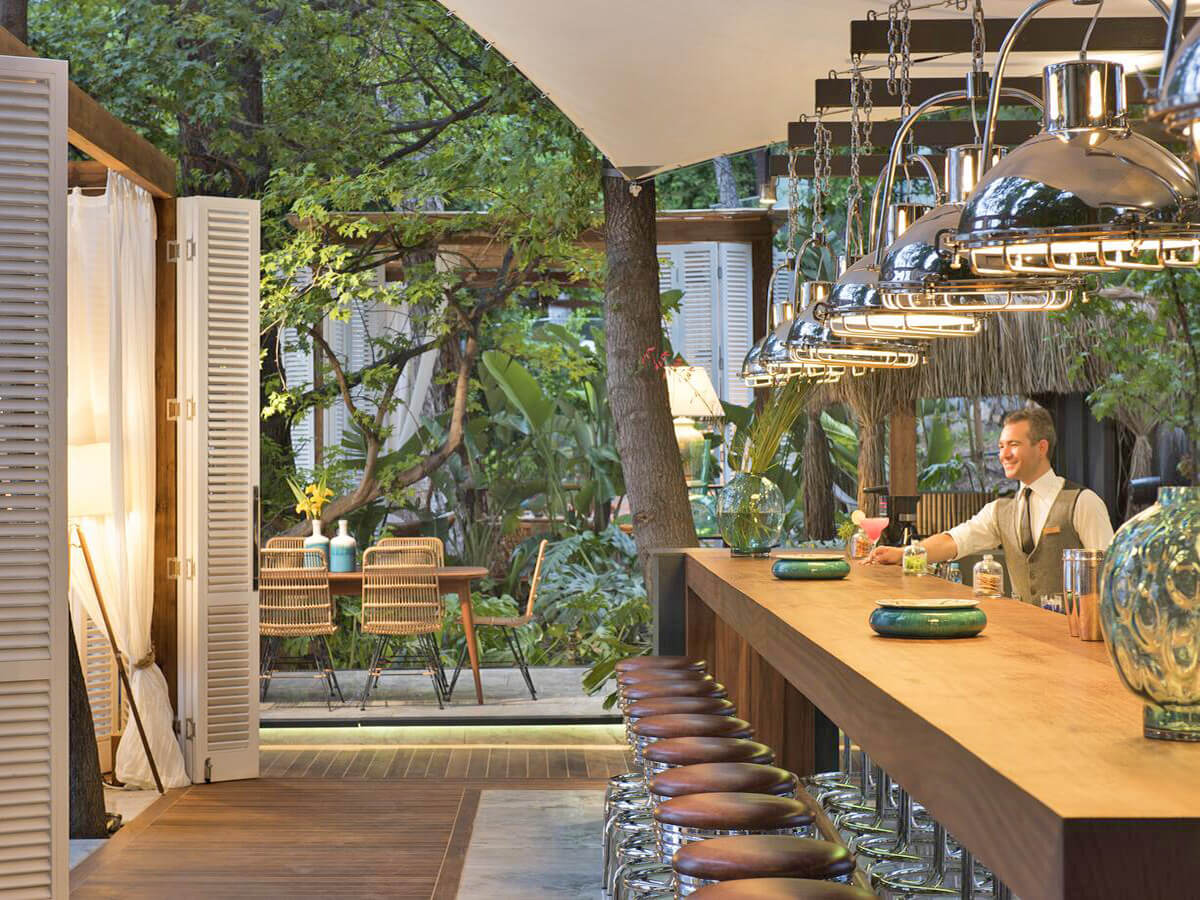 cheap resort hotels to Spend holiday with family