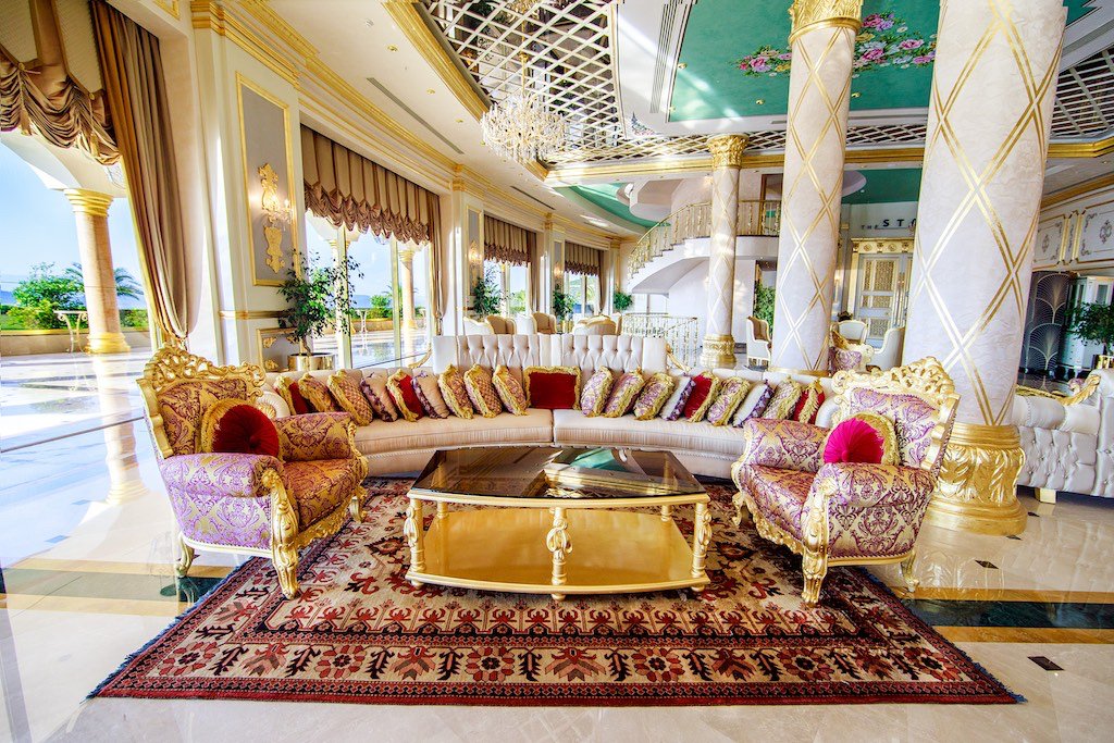 cheap resort hotels to Spend holiday with family