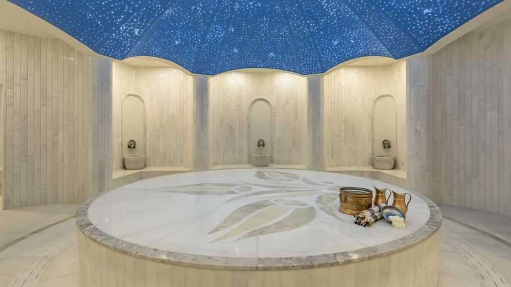 cheap resort hotels to Spend holiday with family