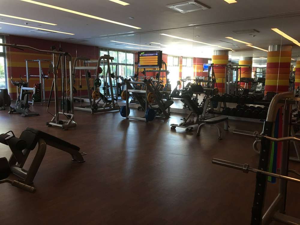 cheap resort hotels to Spend holiday with family