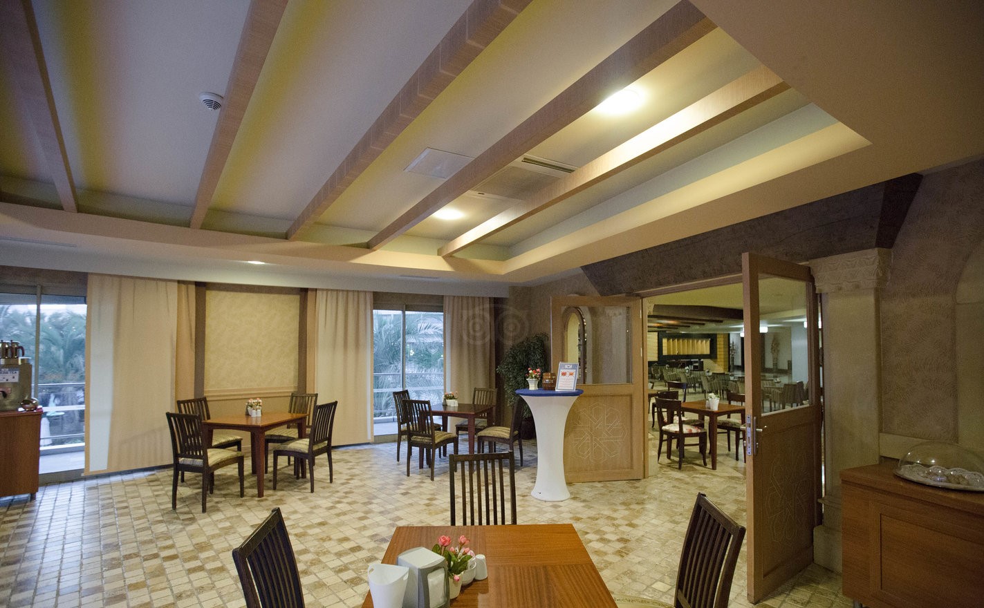 cheap resort hotels to Spend holiday with family