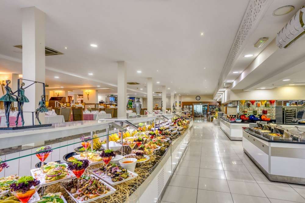 cheap resort hotels to Spend holiday with family