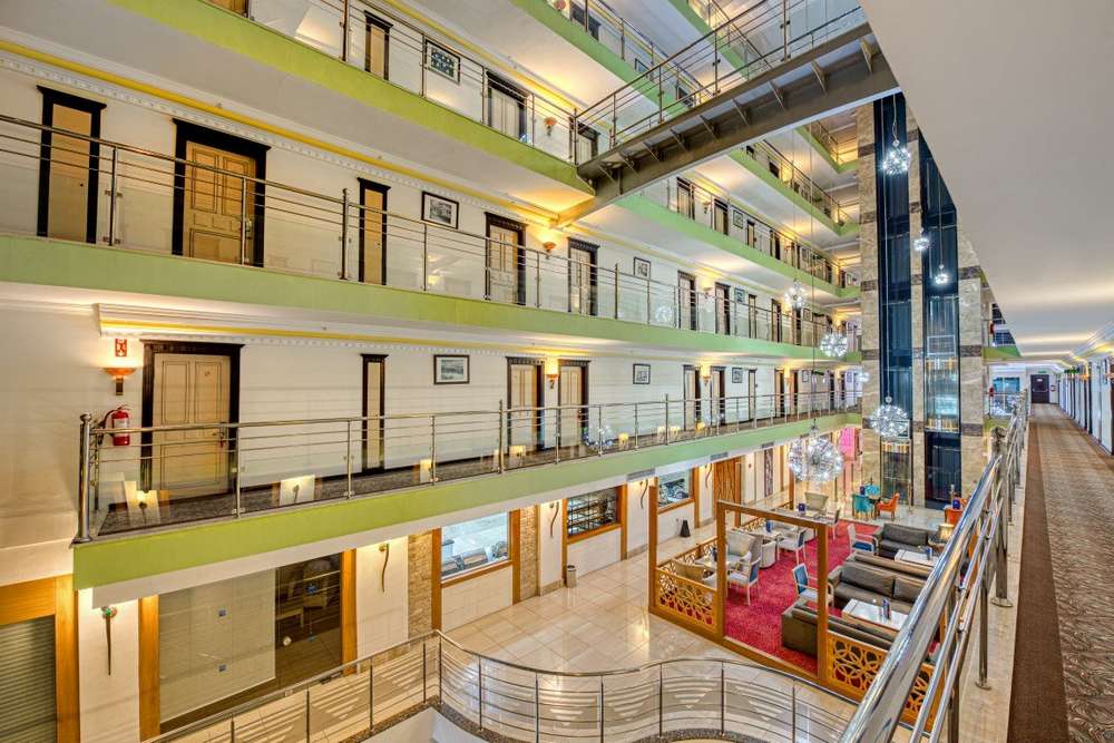 cheap resort hotels to Spend holiday with family