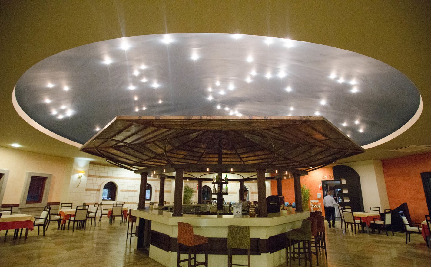 cheap resort hotels to Spend holiday with family