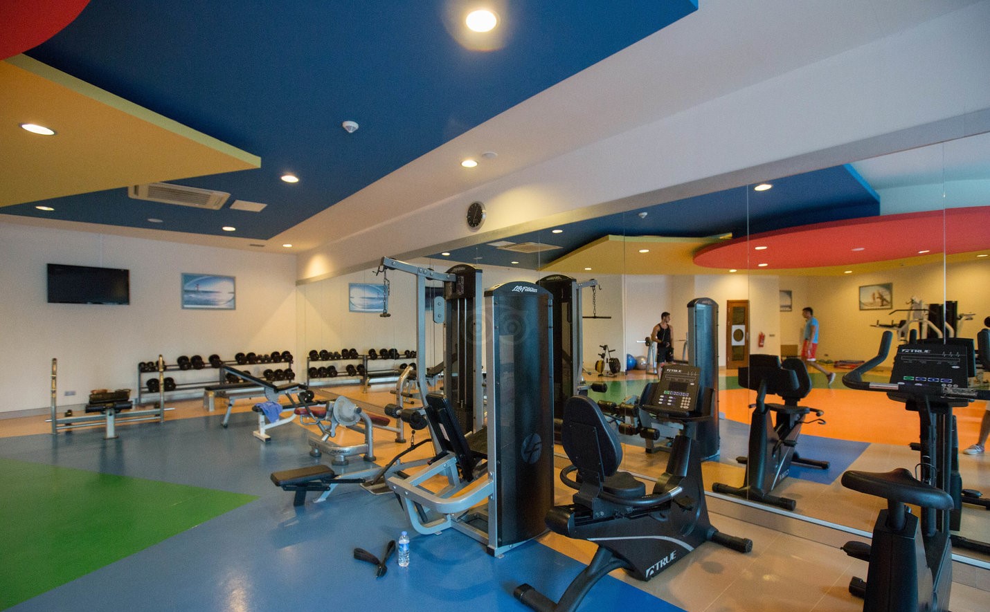 cheap resort hotels to Spend holiday with family