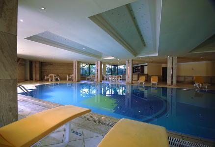 cheap resort hotels to Spend holiday with family