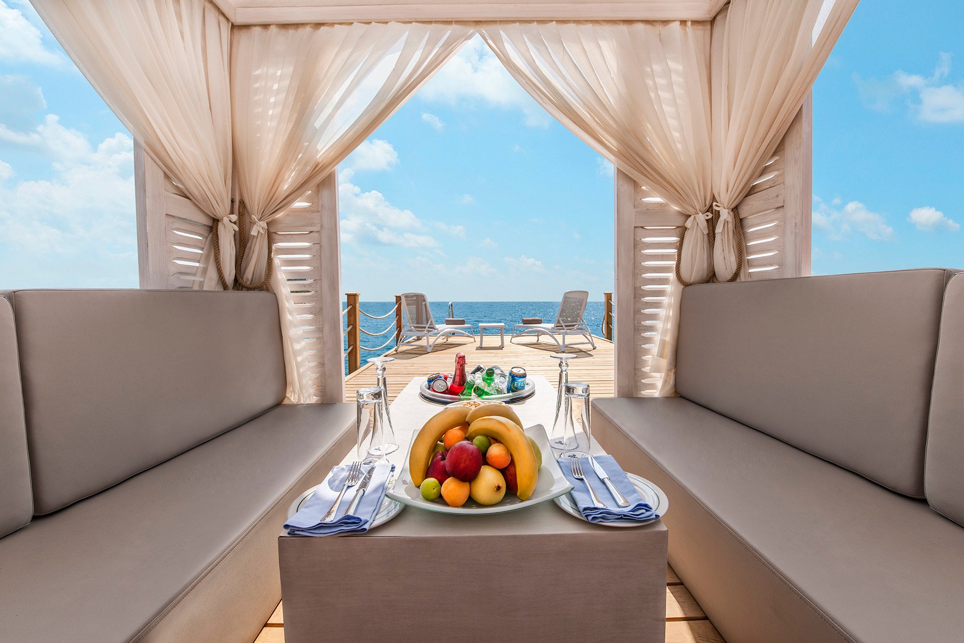 cheap resort hotels to Spend holiday with family