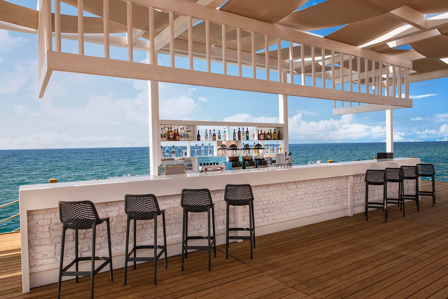 cheap resort hotels to Spend holiday with family