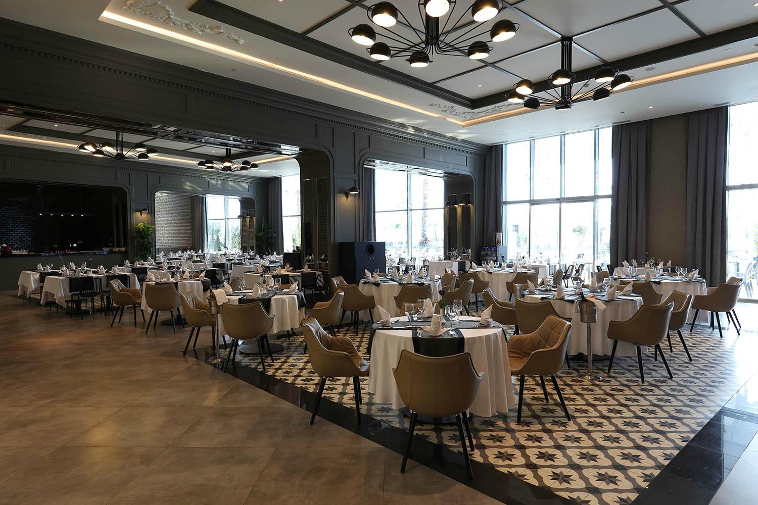 cheap resort hotels to Spend holiday with family