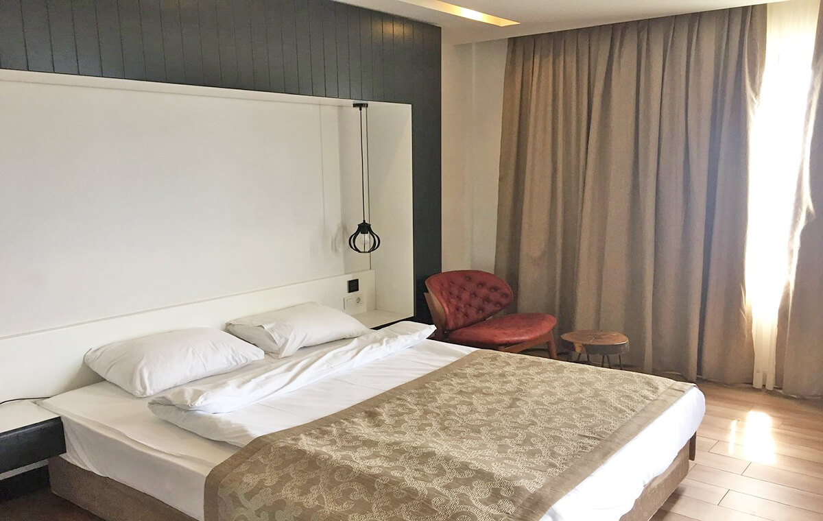 cheap resort hotels to Spend holiday with family