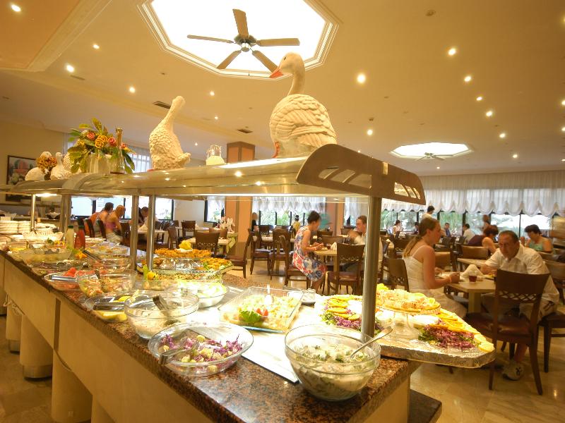 cheap resort hotels to Spend holiday with family