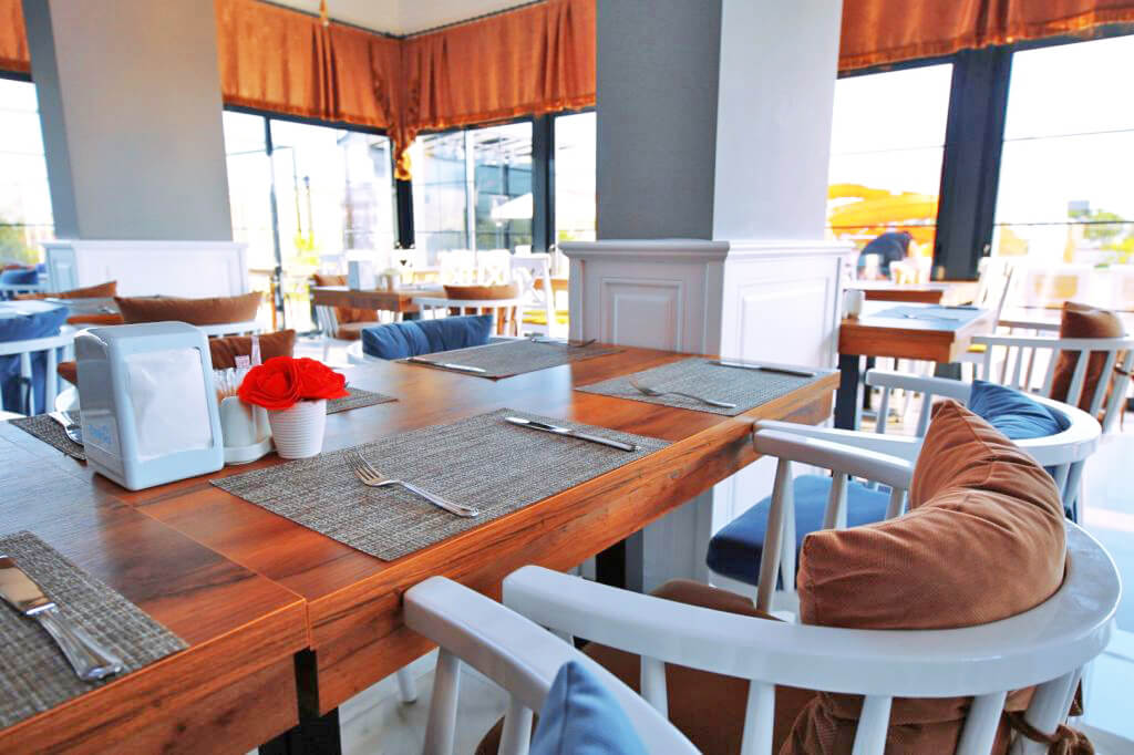 cheap resort hotels to Spend holiday with family