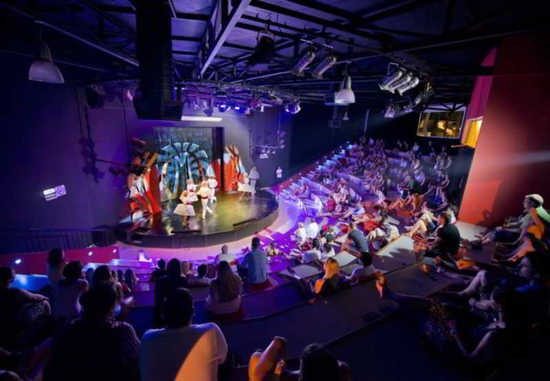 cheap resort hotels to Spend holiday with family