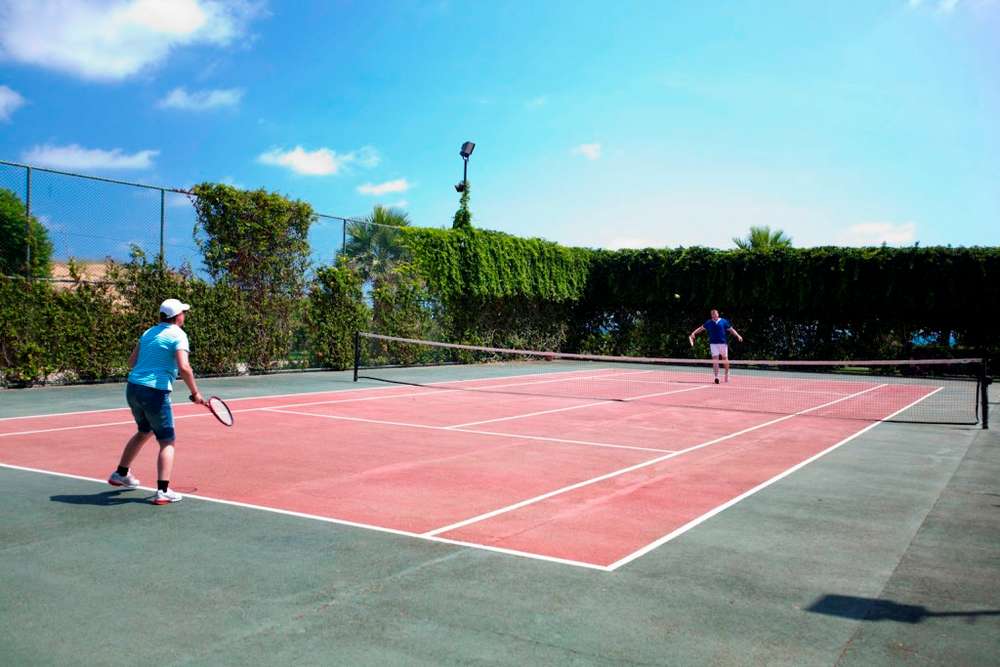 cheap resort hotels to Spend holiday with family