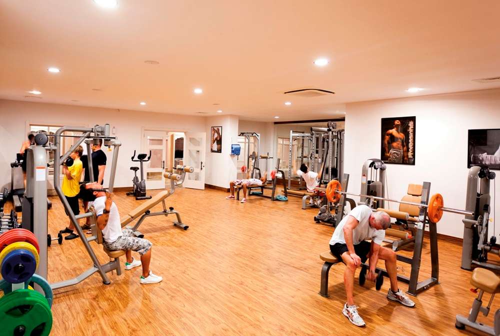 cheap resort hotels to Spend holiday with family