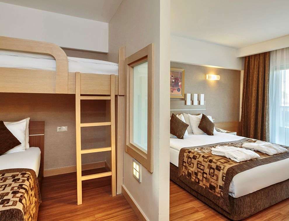 cheap resort hotels to Spend holiday with family