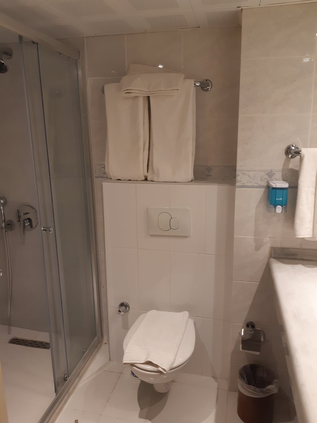 cheap resort hotels to Spend holiday with family