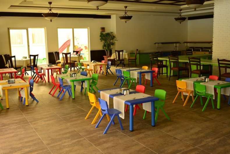 cheap resort hotels to Spend holiday with family