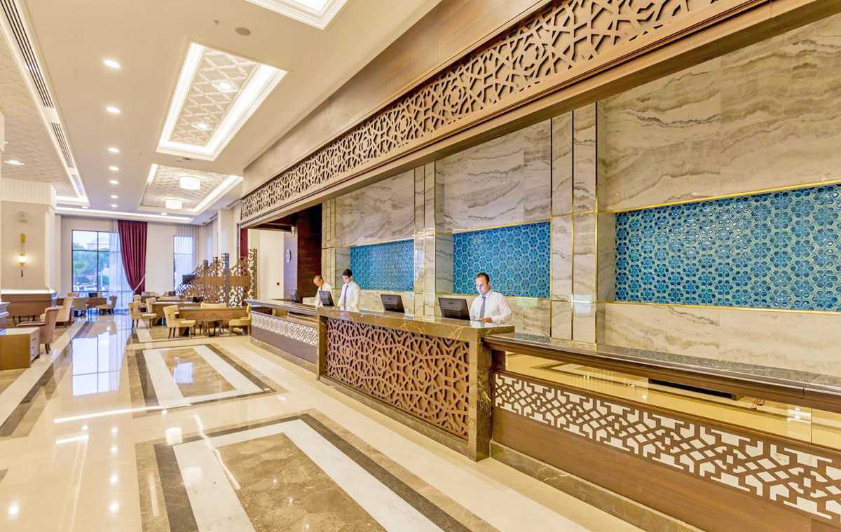 cheap resort hotels to Spend holiday with family