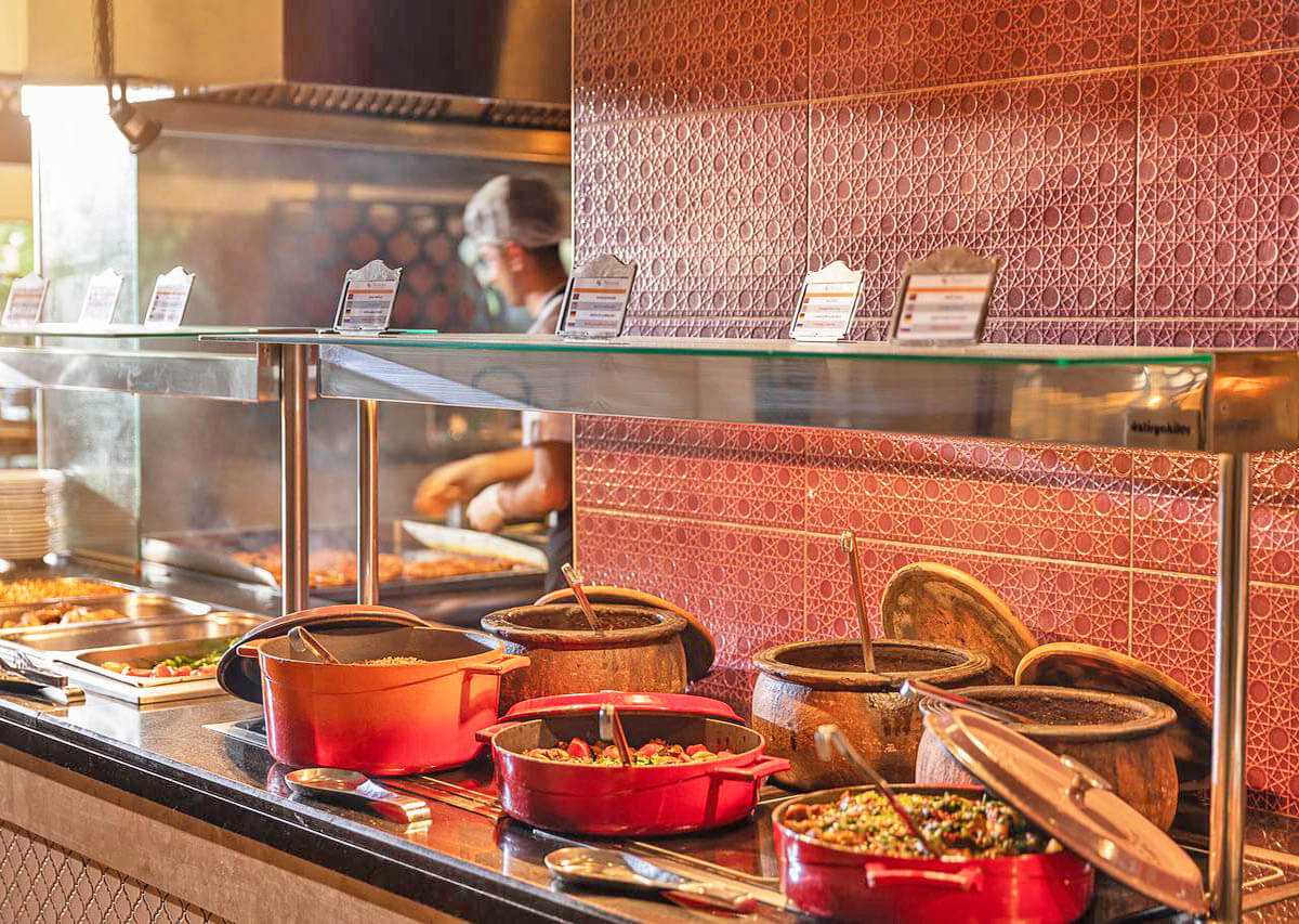 cheap resort hotels to Spend holiday with family