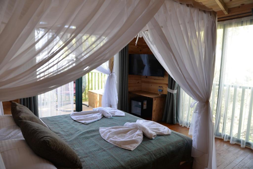 cheap resort hotels to Spend holiday with family