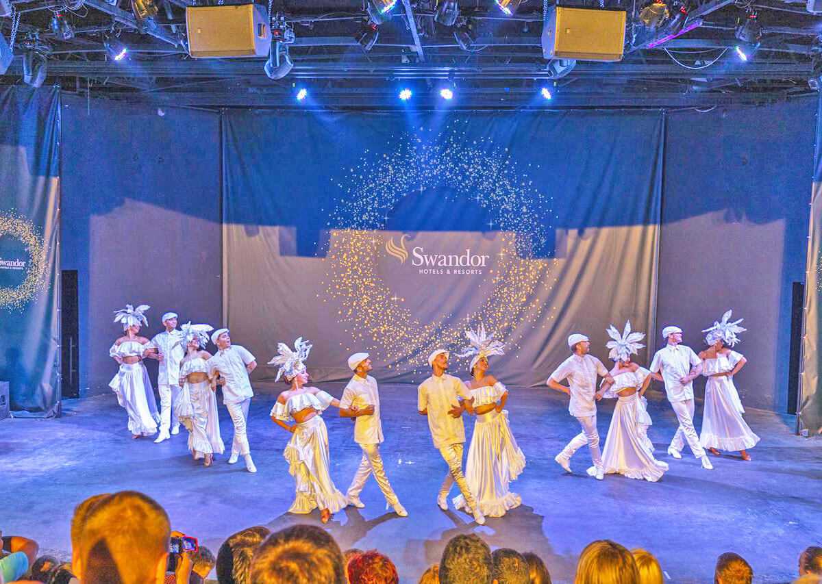 cheap resort hotels to Spend holiday with family