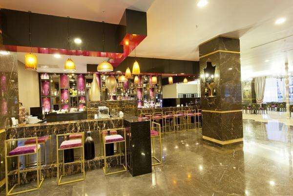 cheap resort hotels to Spend holiday with family