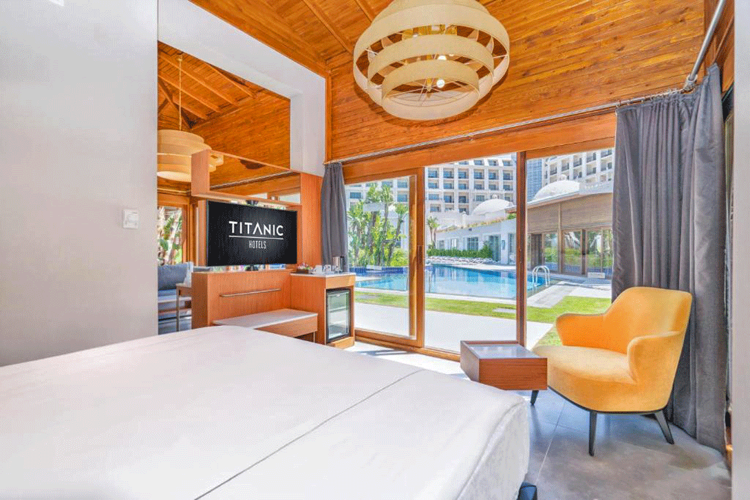 cheap resort hotels to Spend holiday with family