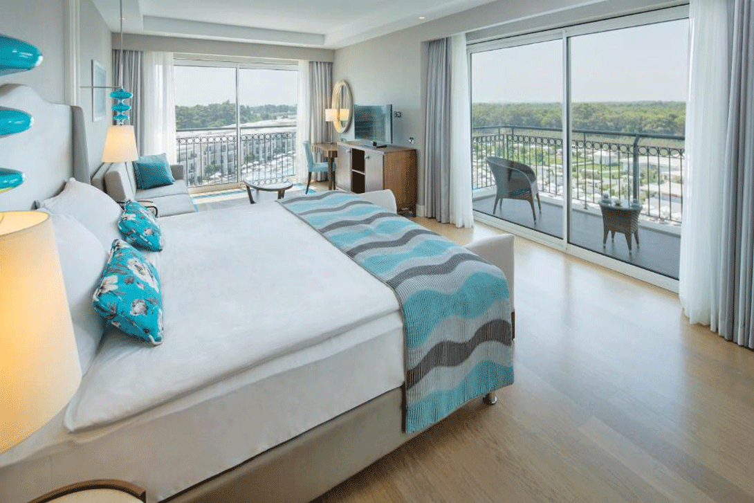 cheap resort hotels to Spend holiday with family