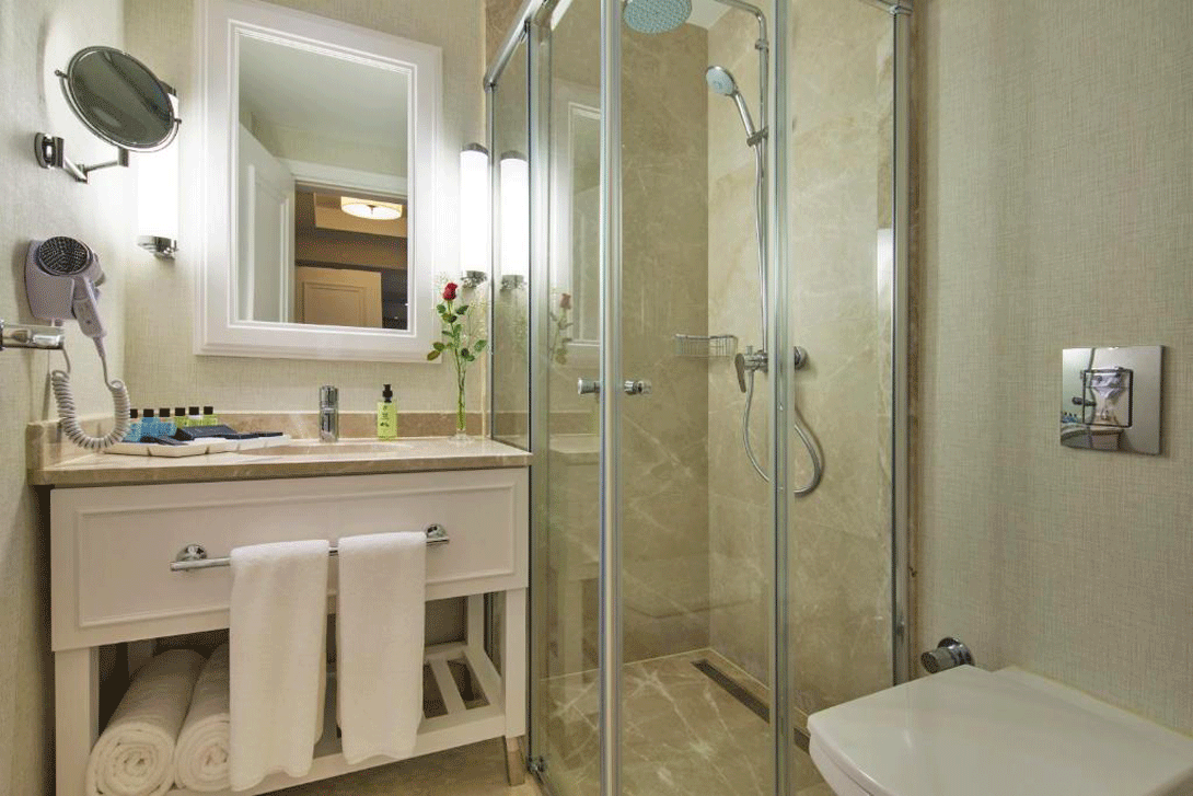 cheap resort hotels to Spend holiday with family