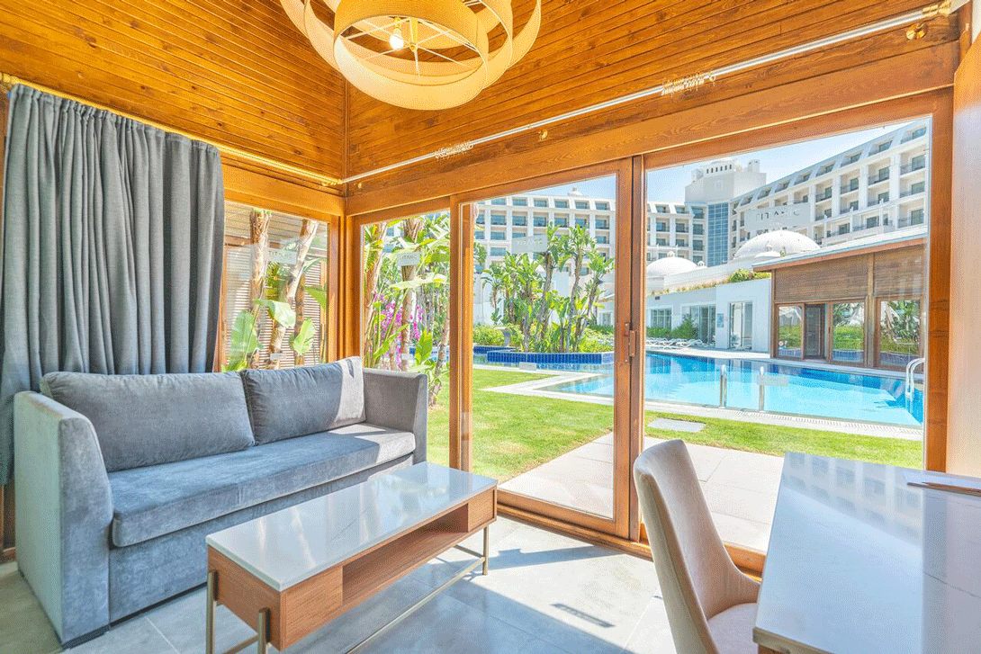 cheap resort hotels to Spend holiday with family